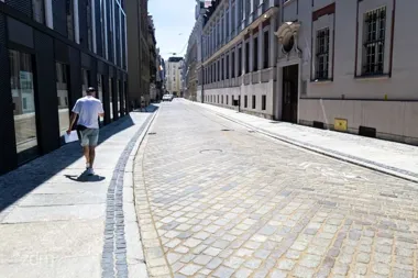 Za Bramką znów gotowa. Remont odsłonił też ślady dawnych murów