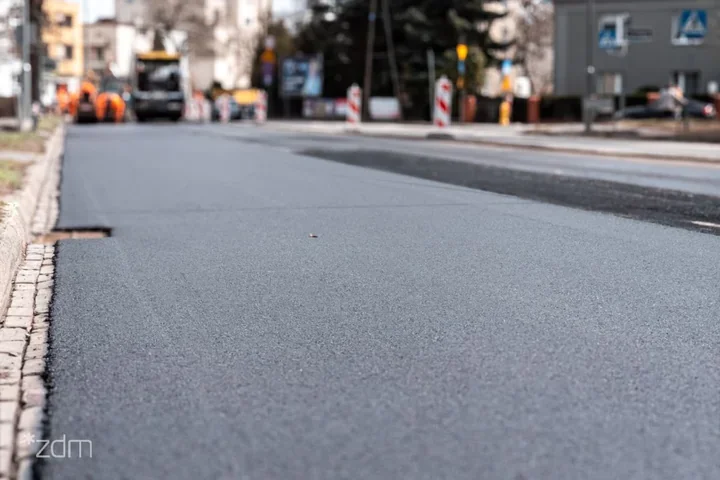Remonty i łatanie ulic w Poznaniu. Kierowców czekają utrudnienia