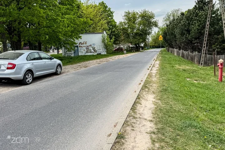 Koniec pieszej prowizorki na Tarnowskiej. W Krzesinach rusza nowy chodnik