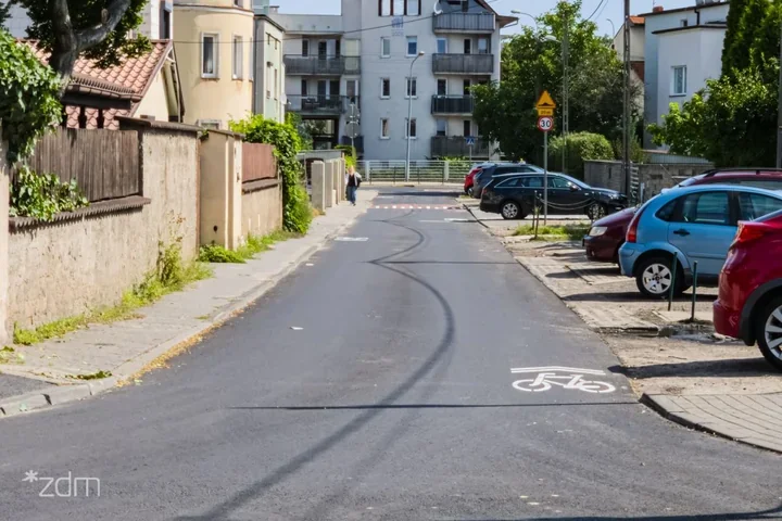 Nowa nawierzchnia na ulicy Andrzejewskiego. Kierowcy wrócili na trasę