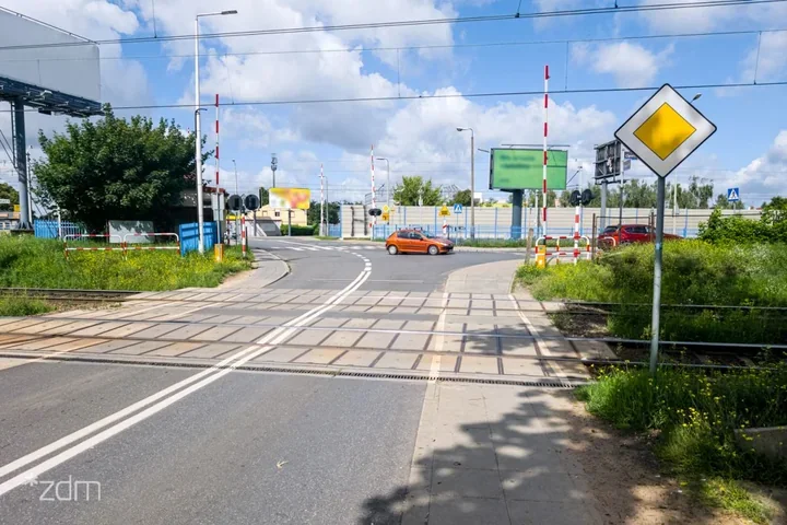 Dwa przejazdy kolejowe w Poznaniu będą zamknięte. Objazdy już wyznaczono